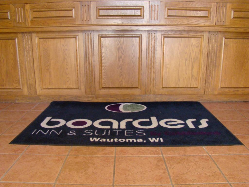 Boarders Inn & Suites By Cobblestone Hotels - Wautoma ภายนอก รูปภาพ